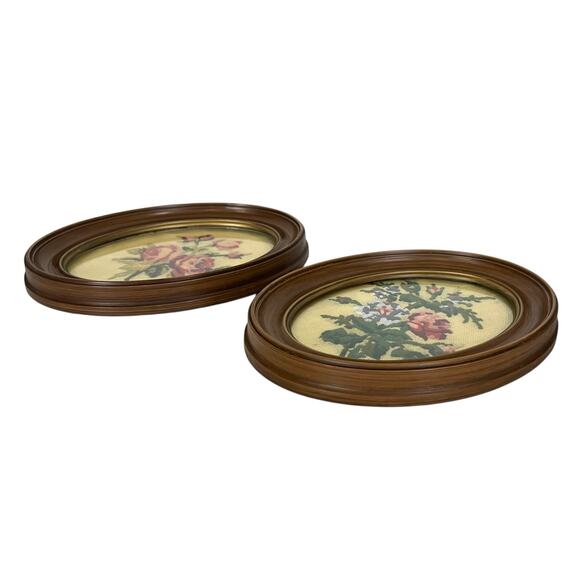 Set 2 Vintage Framed Floral  Needlepoint Oval Framed Pictures 9” x 7” - Picture 7 of 10